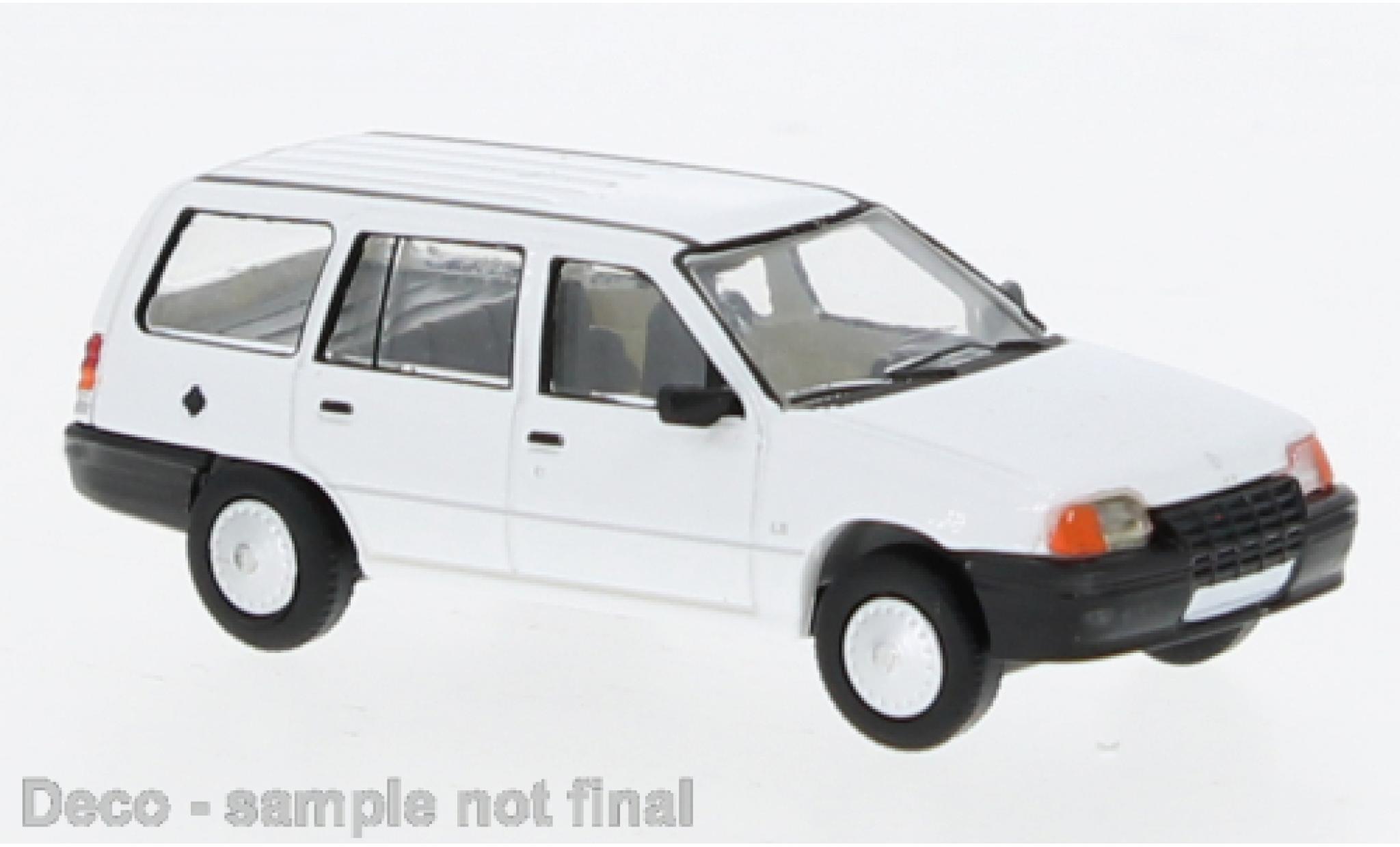 Opel Kadett 1/87 PCX87 E Carav wit 1:87 modelauto