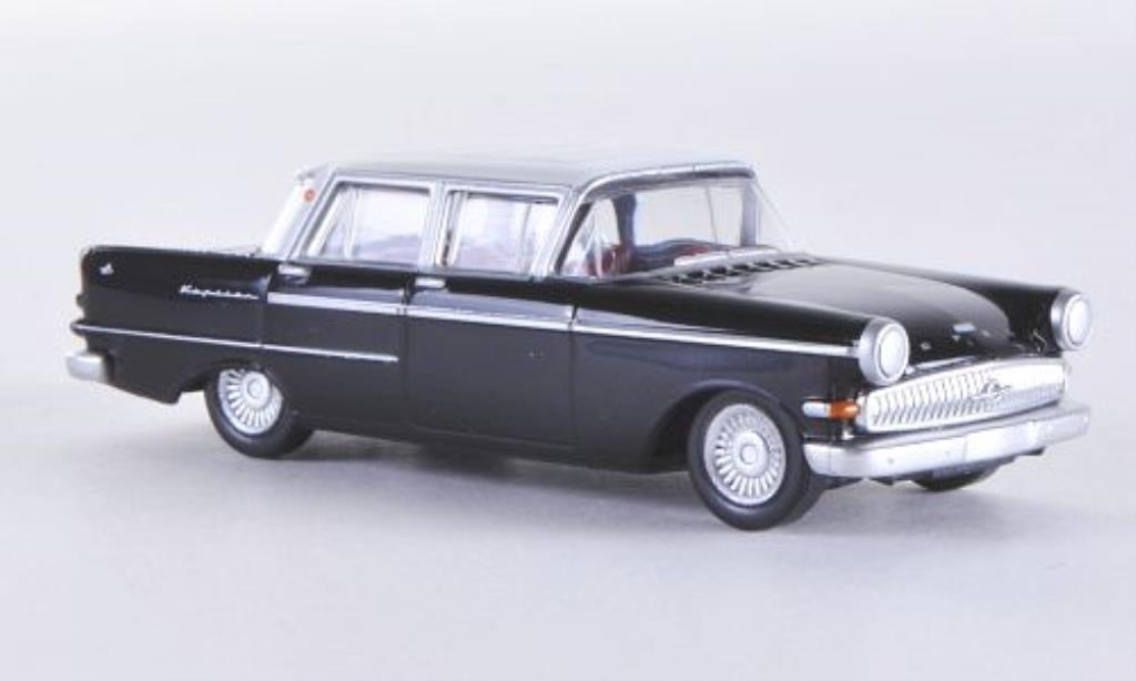 Opel Kapitan 1/87 Herpa P2.6 zwart/wit modelauto