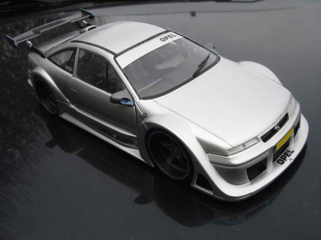 Opel Calibra 1/18 Ut Models dtm street modelauto