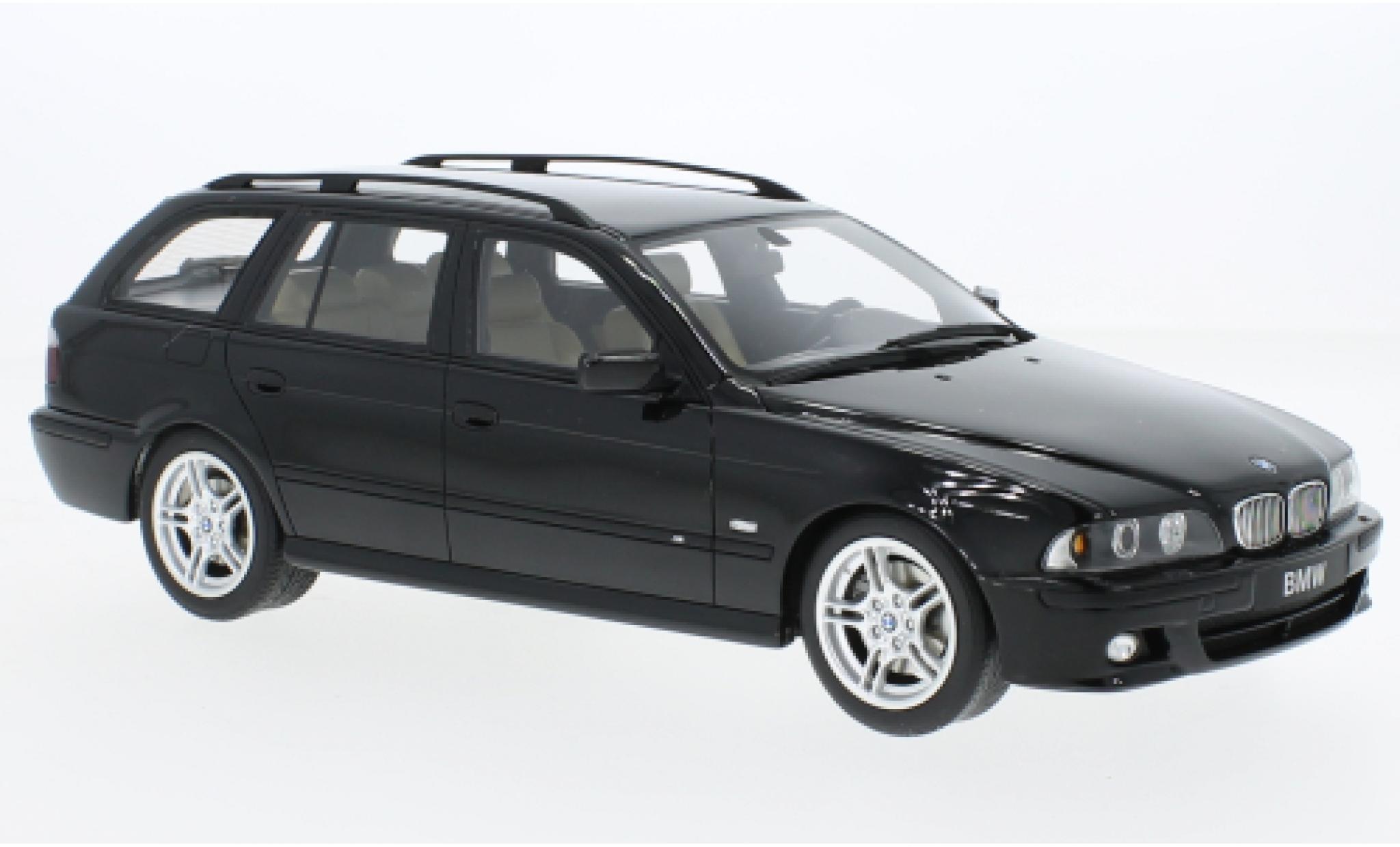 Bmw 540 1/18 Ottomobile Touring (E39) M-Pack metallic zwart 2001 modelauto
