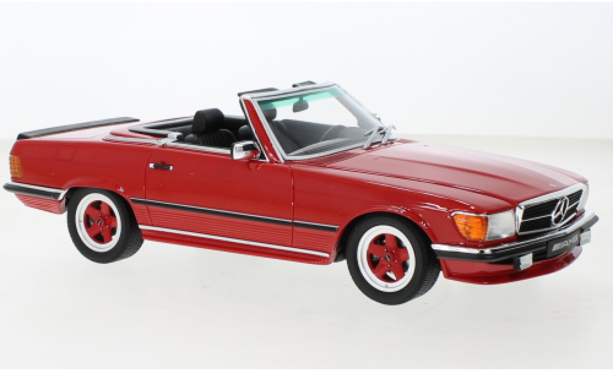 Mercedes 500 1/18 Ottomobile SL (R107) AMG rood 1986 modelauto