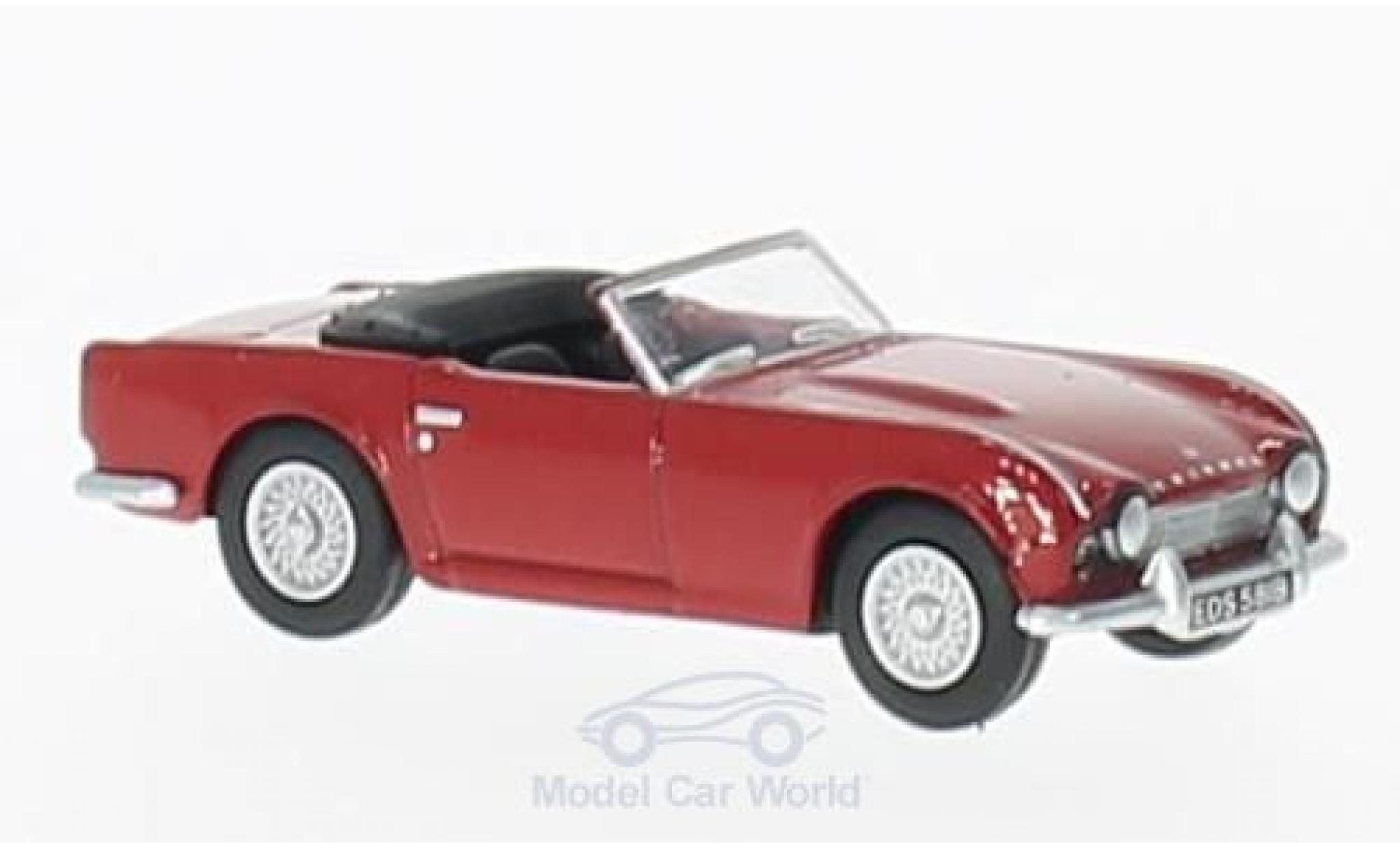 Triumph TR4 1/76 Oxford rood modelauto
