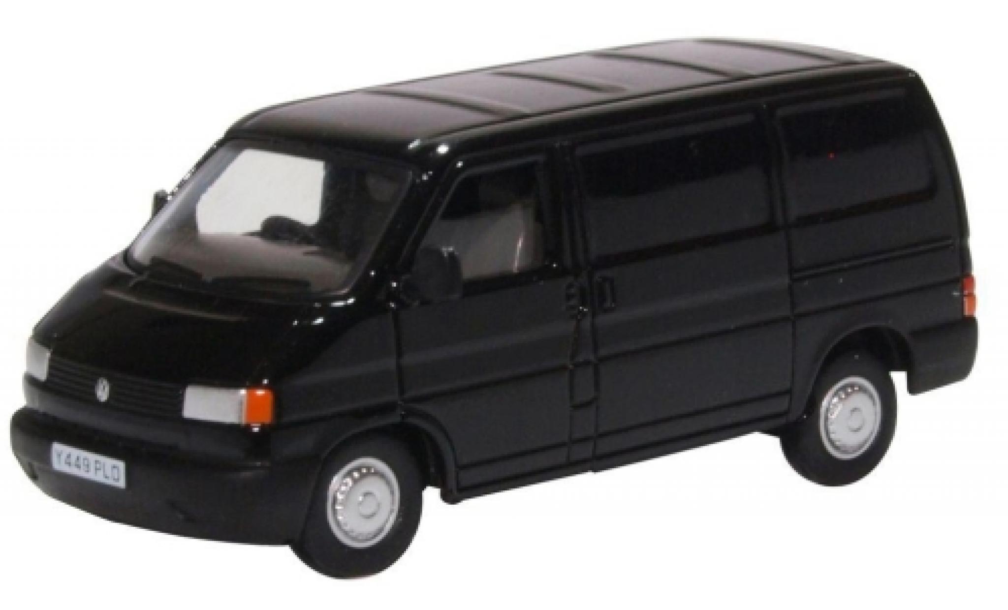 Volkswagen T4 1/76 Oxford Van zwart modelauto