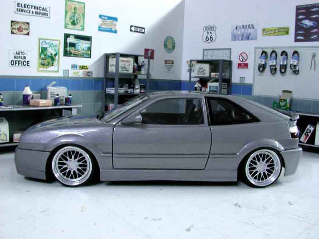 Volkswagen Corrado VR6 kit carrosserie rieger 1/18 Revell