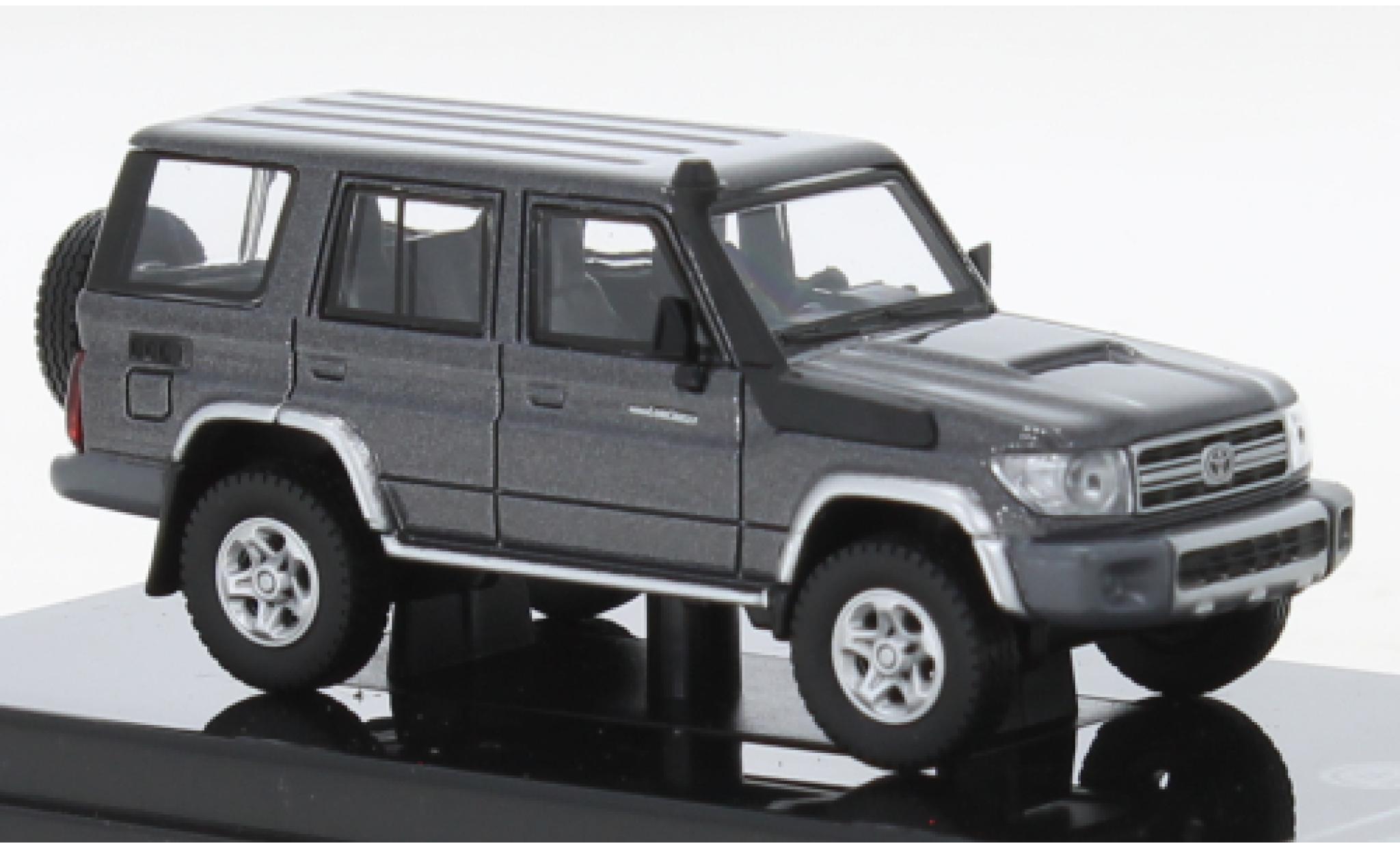Toyota Land Cruiser 1/64 Para64 76 metallic grijs/wit 2014 modelauto