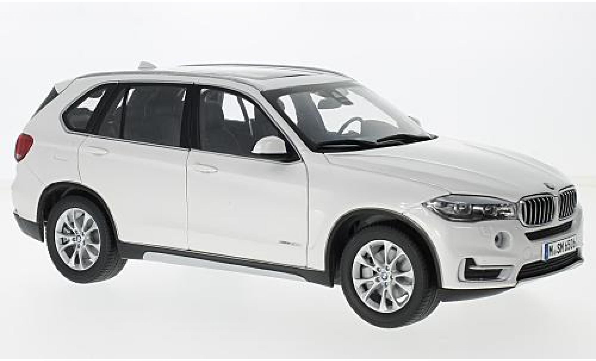 Bmw X5 1/18 Paragon (F15) metallic wit modelauto
