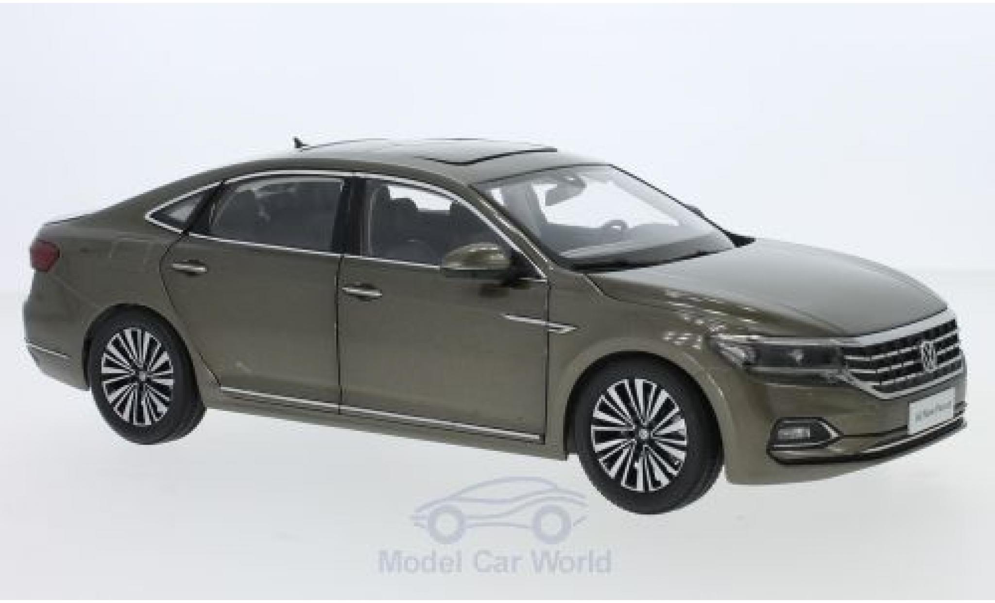 Volkswagen Passat 1/18 Paudi metallic grijs 2019 modelauto