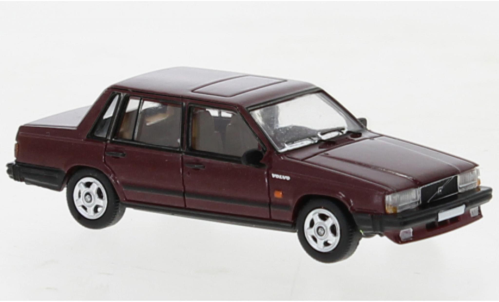 Volvo 740 1/87 PCX87 metallic rood fonc&eacute; 1984 modelauto