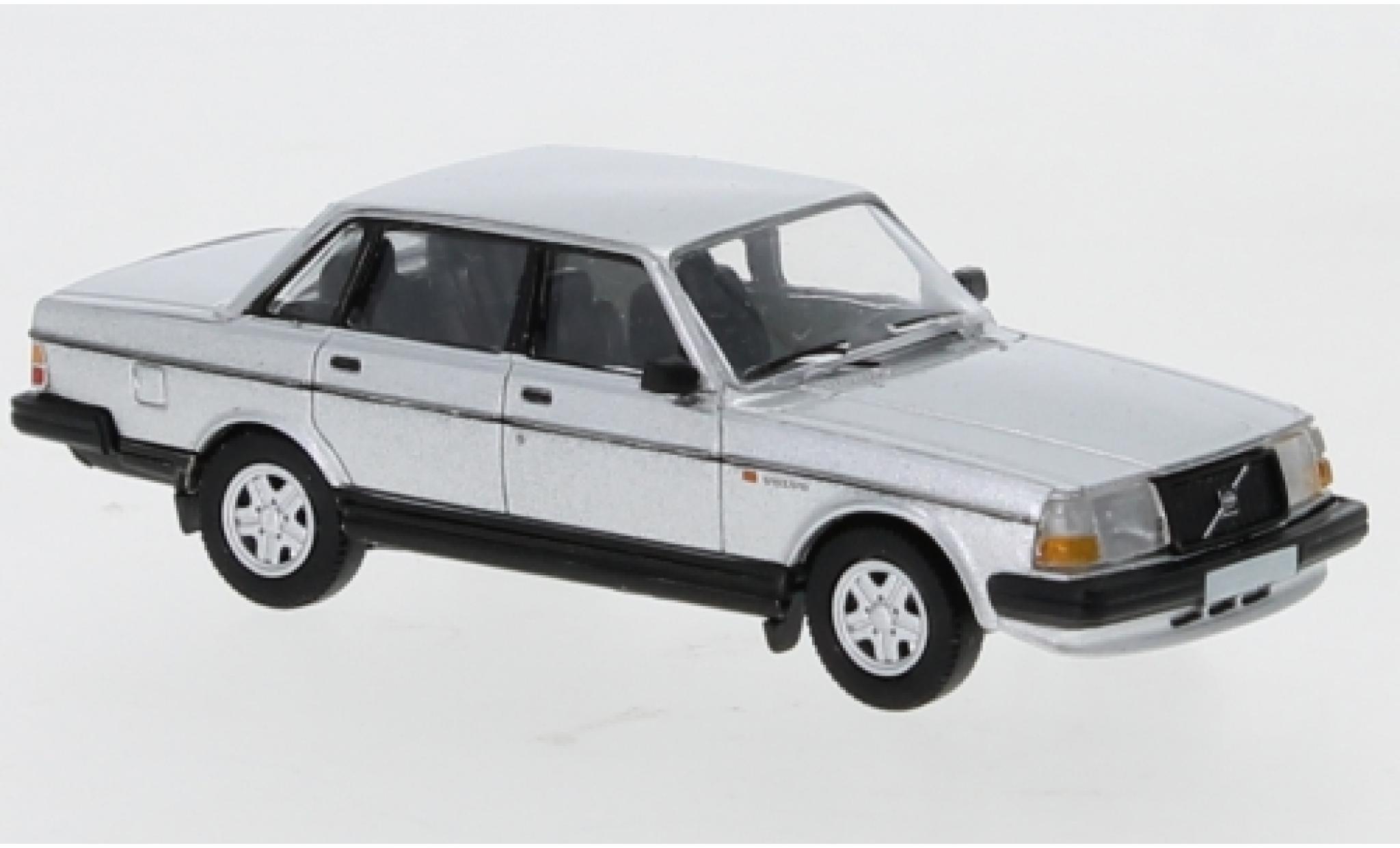 Volvo 240 1/87 PCX87 grijs 1989 modelauto