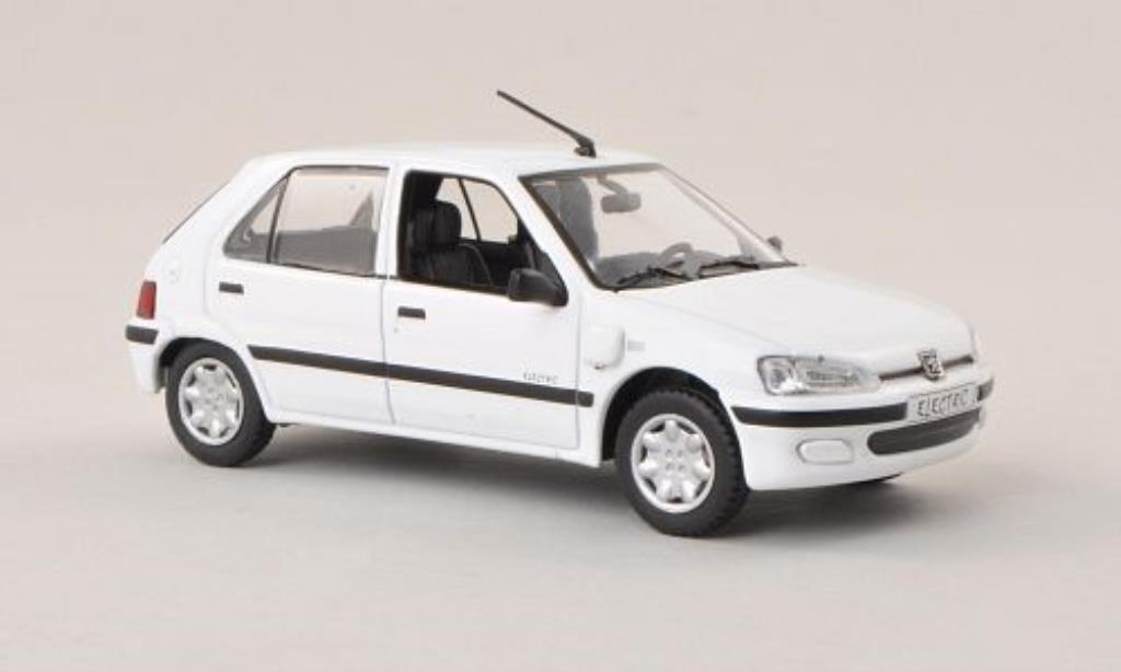 Peugeot 106 Electrique 1/43 Norev Electrique wit 5-portes 1997 modelauto
