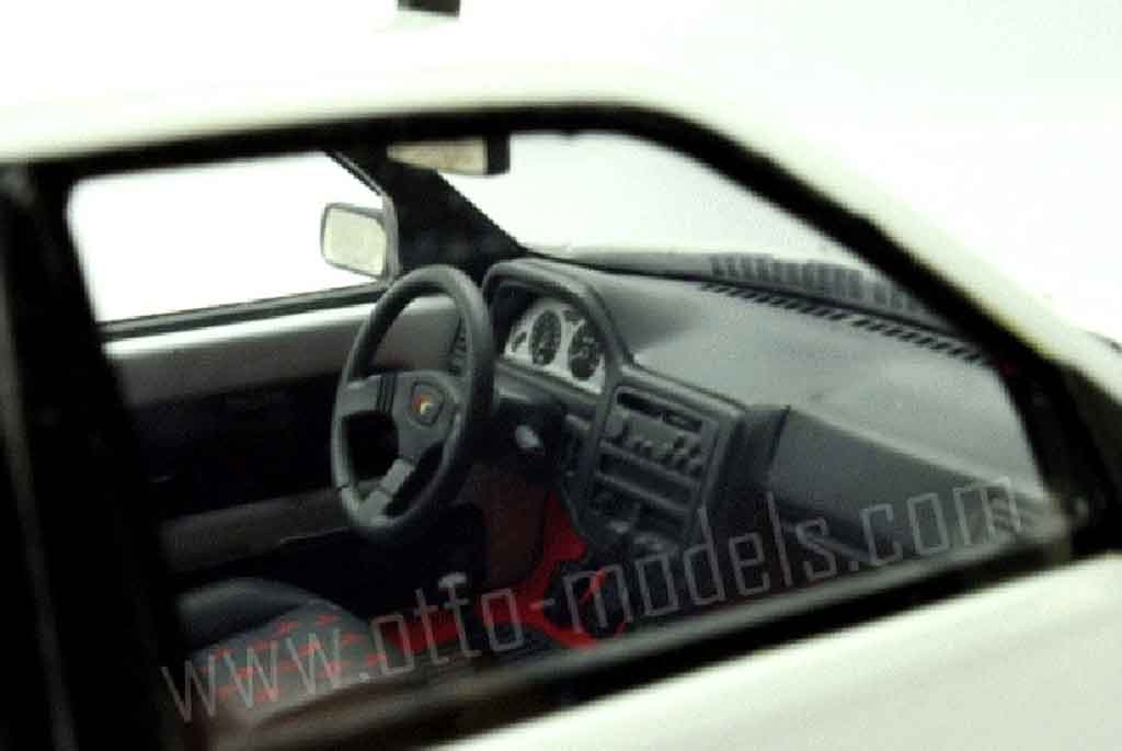 Peugeot 106 Rallye Rally 1.3 wit 1/18 Ottomobile