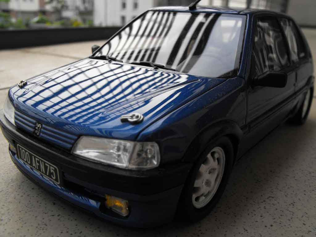 Peugeot 106 XSI phase 1 blauw jantes 205 gti 1993 1/18 Ottomobile