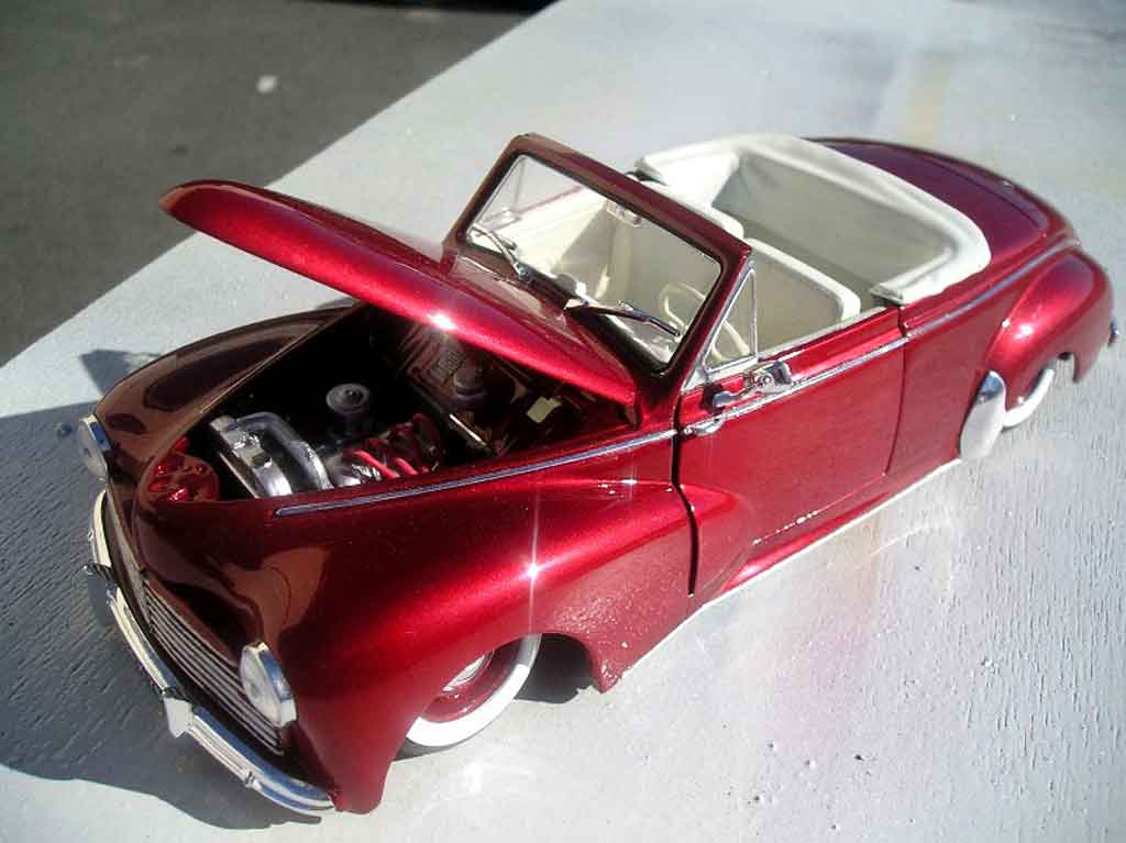 Peugeot 203 cabriolet 1954 old shcool 1/18 Solido