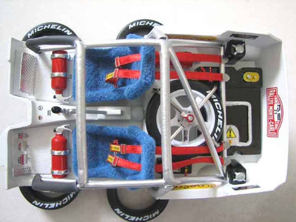 Peugeot 205 Rallye Rally siglee pts 1/18 Solido