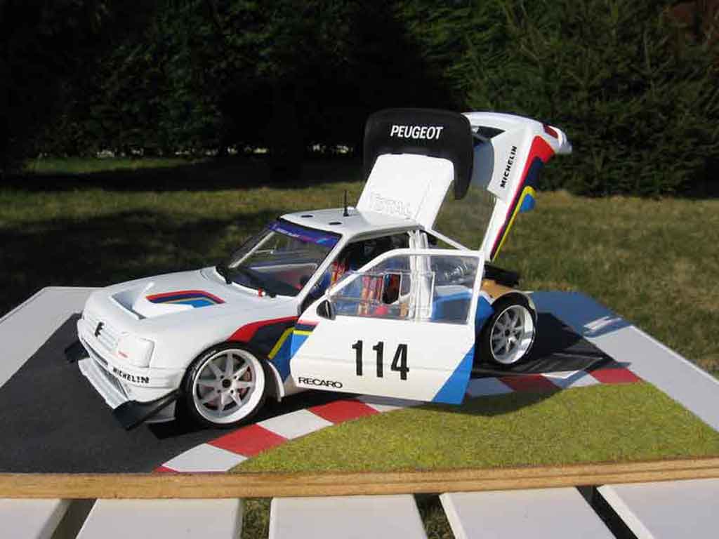 Peugeot 205 Turbo 16 rallye T16 1/18 Solido