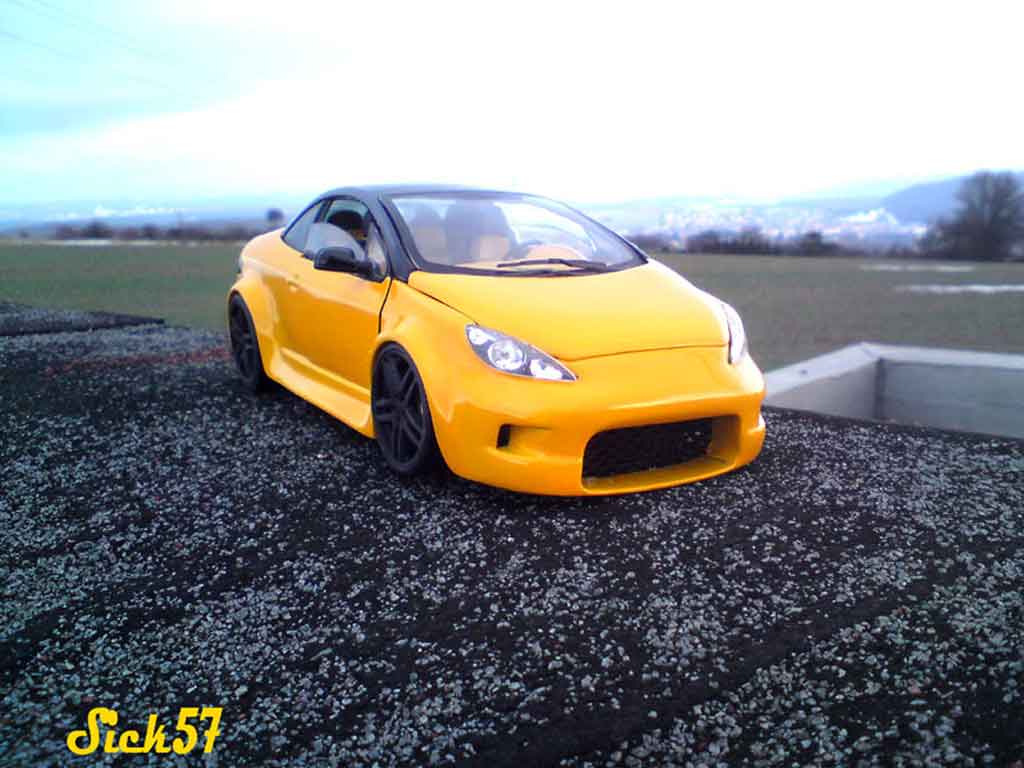 Peugeot 307 CC show car geel 1/18 Solido