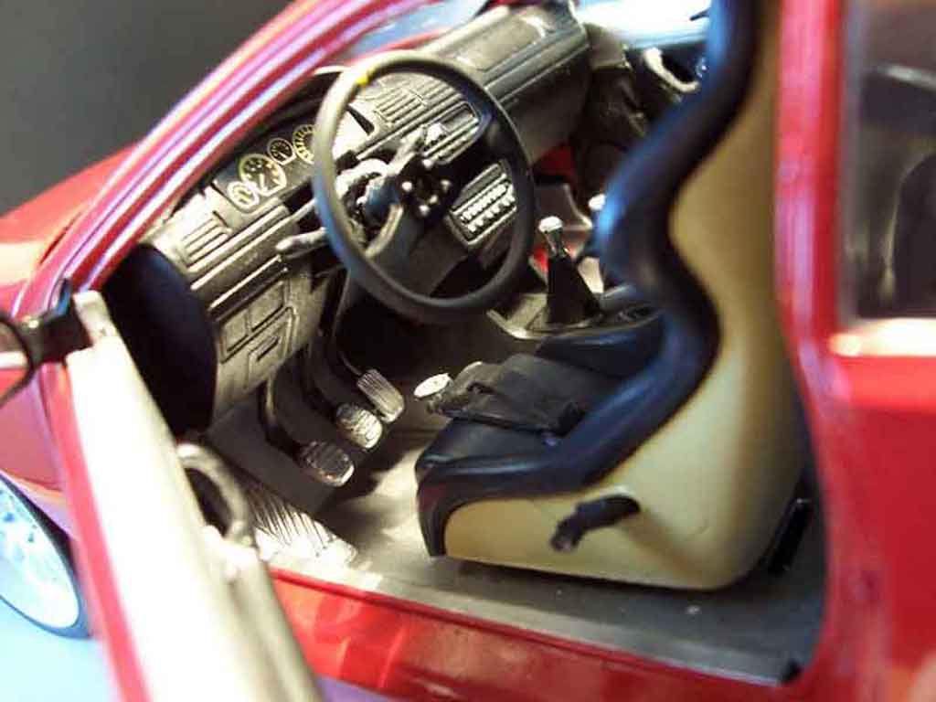 Peugeot 406 Base pack sport rood 1/18 Gate