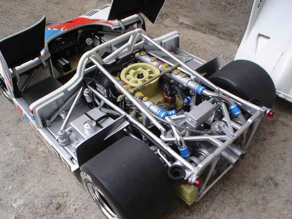 Porsche 917 1973 /10 brumos #59 1/18 Minichamps
