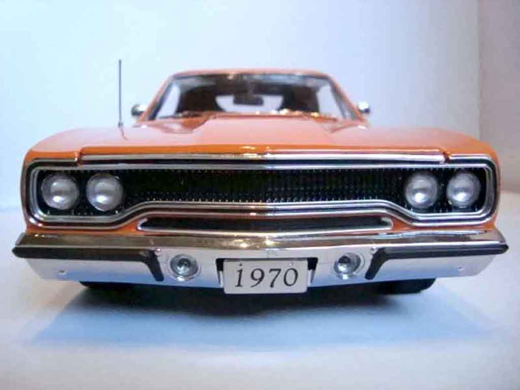 Porsche 911 Base road runner 1970 beperkt edition of 1/18 GMP