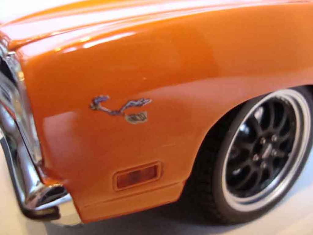 Porsche 911 Base road runner 1970 beperkt edition of 1/18 GMP