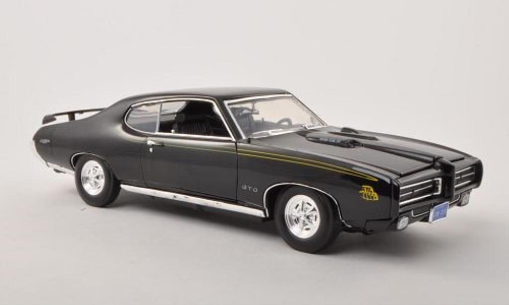 Pontiac GTO 1/18 Motormax zwart 1969 modelauto