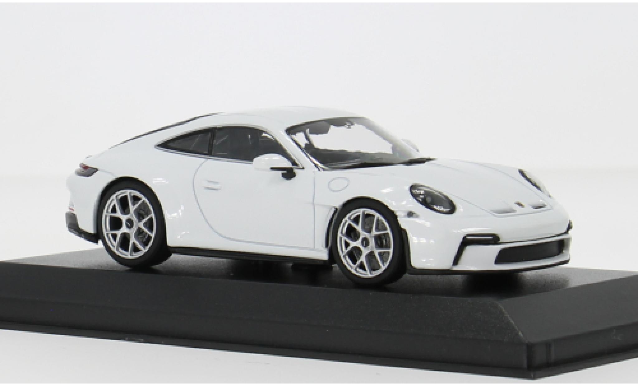 Porsche 992 1/43 Minichamps 911  S/T wit 2023 1:43 modelauto
