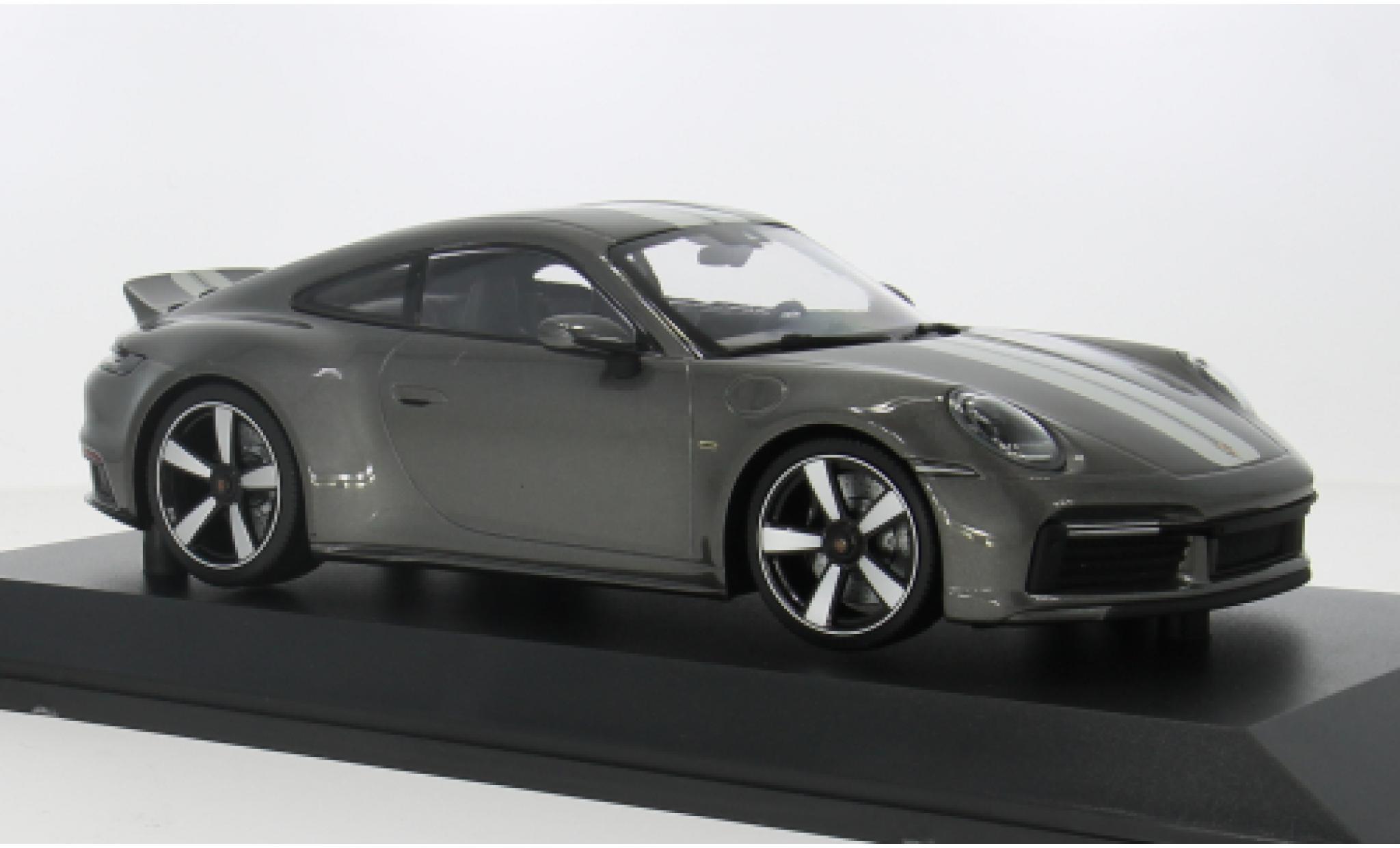 Porsche 992 1/18 Minichamps 911  Sport Classic grijs 2022 1:18 modelauto