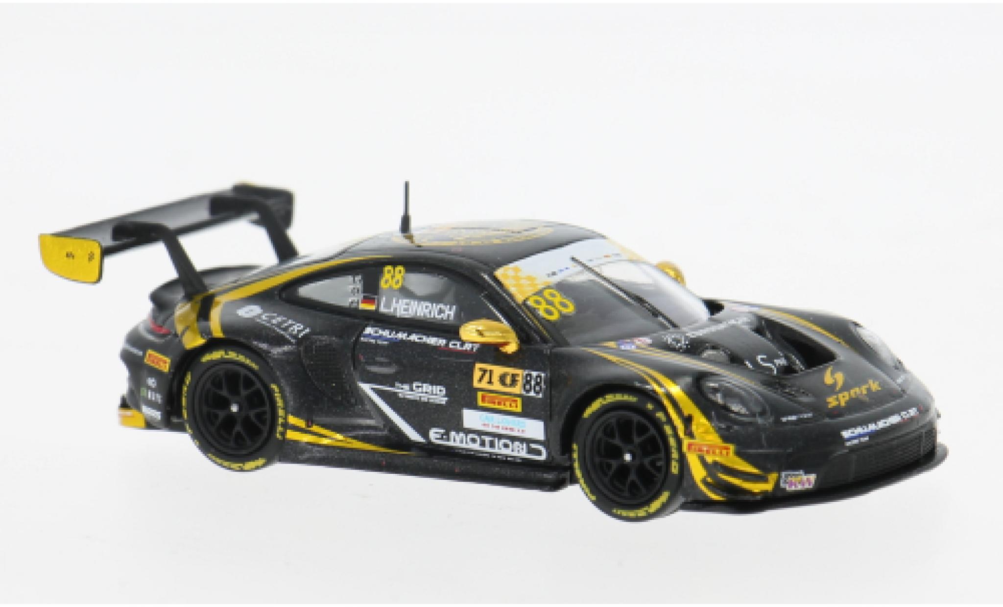 Porsche 992 GT3 R 1/64 Spark 911  Fia GT World Cup GT Cup Macau 2024 #88 L.Heinrich 1:64 modelauto