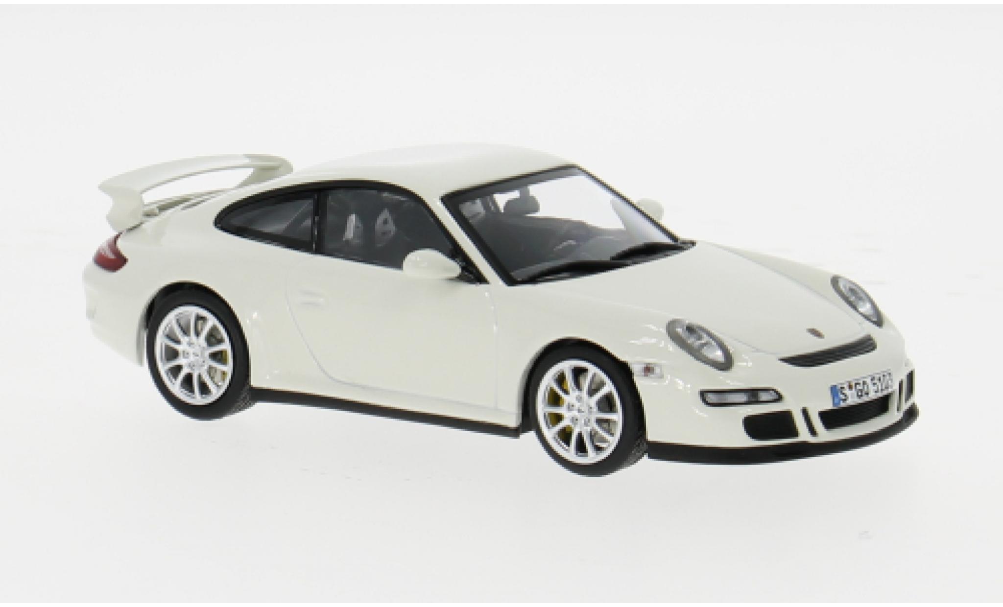 Porsche 997 GT3 1/43 Minichamps 911 wit 2006 Sport Auto Collection 1:43 modelauto