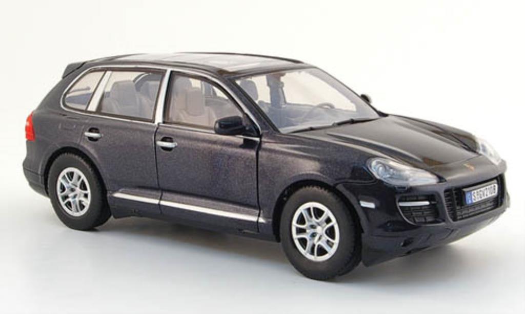 Porsche Cayenne S 1/24 Motormax zwart mit Glasdach modelauto