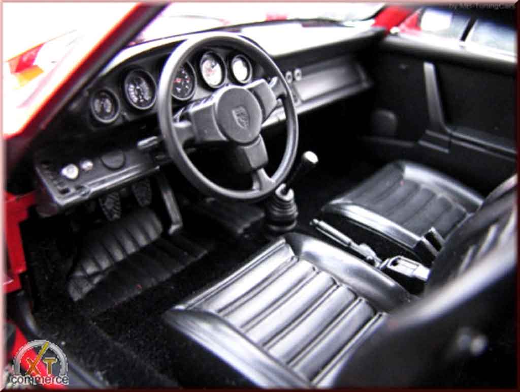 Porsche 911 RS 3.0 carrera rood jantes fuchs 1974 1/18 Autoart