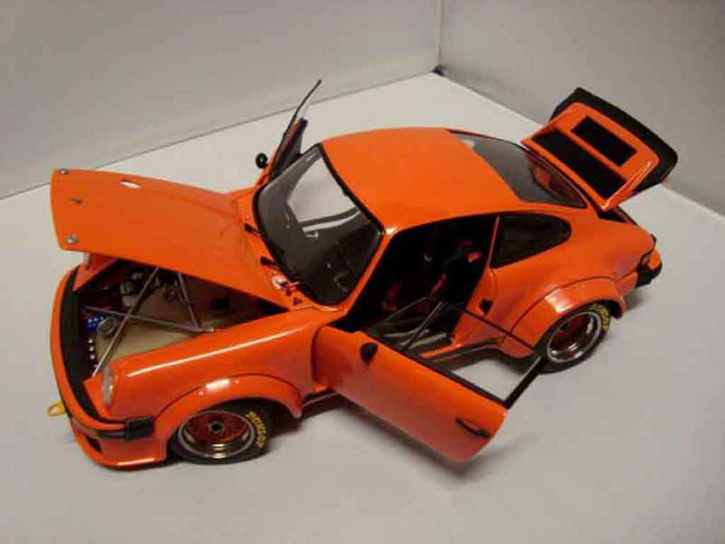 Porsche 934 RSR Turbo oranje 1/18 Exoto