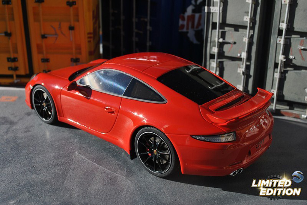 Porsche 911 S Carrera AEROKIT CUP rood 1/18 GT Spirit