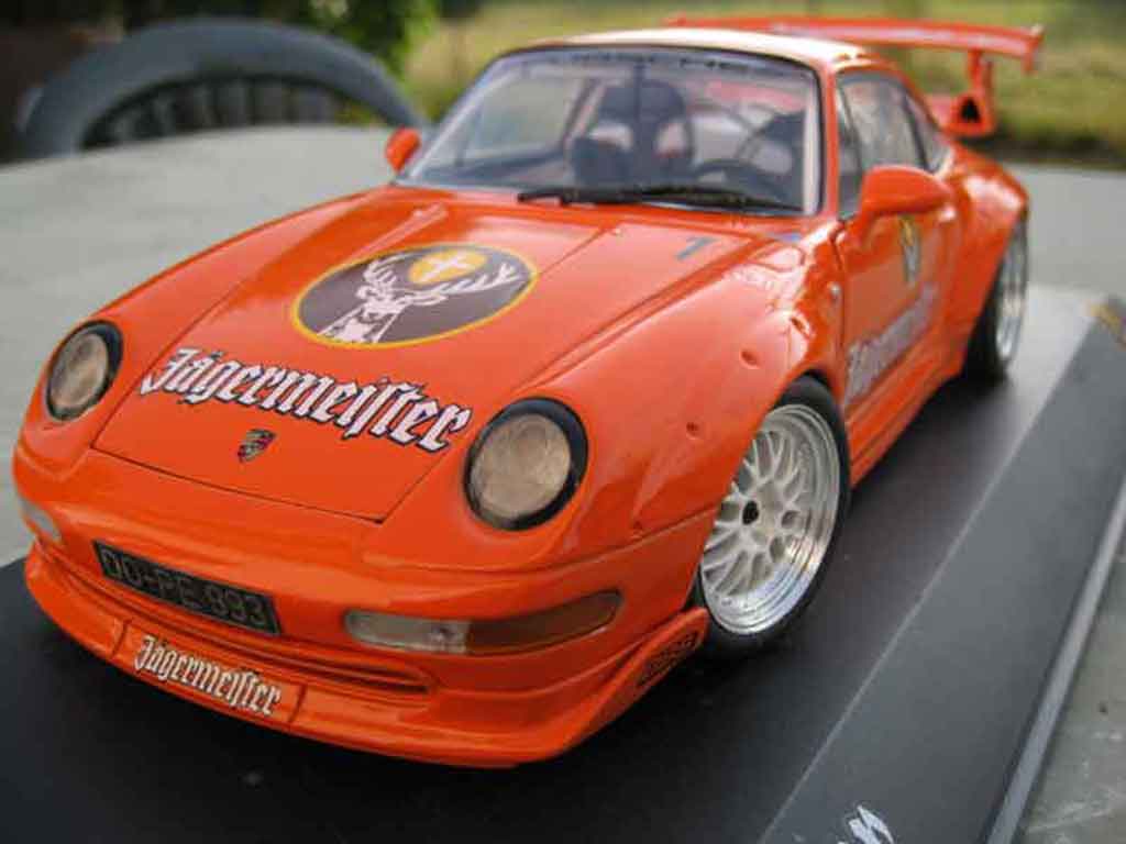 Porsche 993 GT2 1/18 Ut Models GT2 jagermeister modelauto