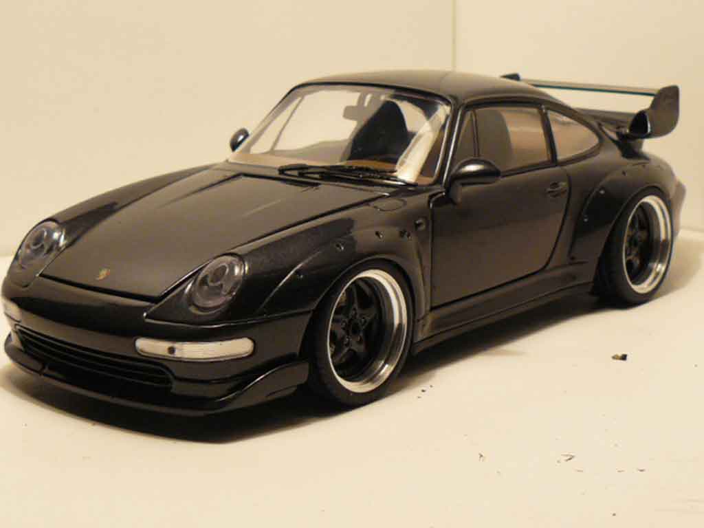 Porsche 993 GT2 1/18 Ut Models GT2 titanium grijs jantes a deport modelauto