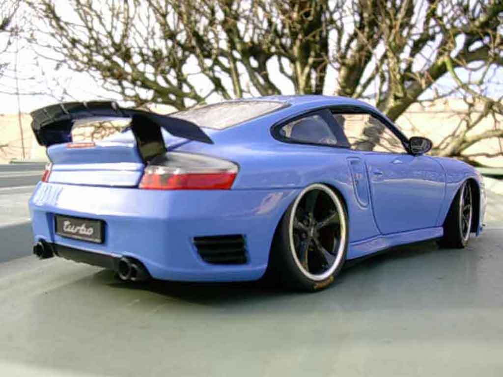 Porsche 911 Turbo techart blauw 1/18 Hotworks
