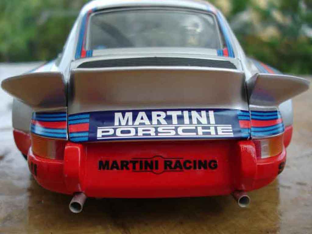 Porsche 911 RSR martini le mans 73 1/18 Exoto