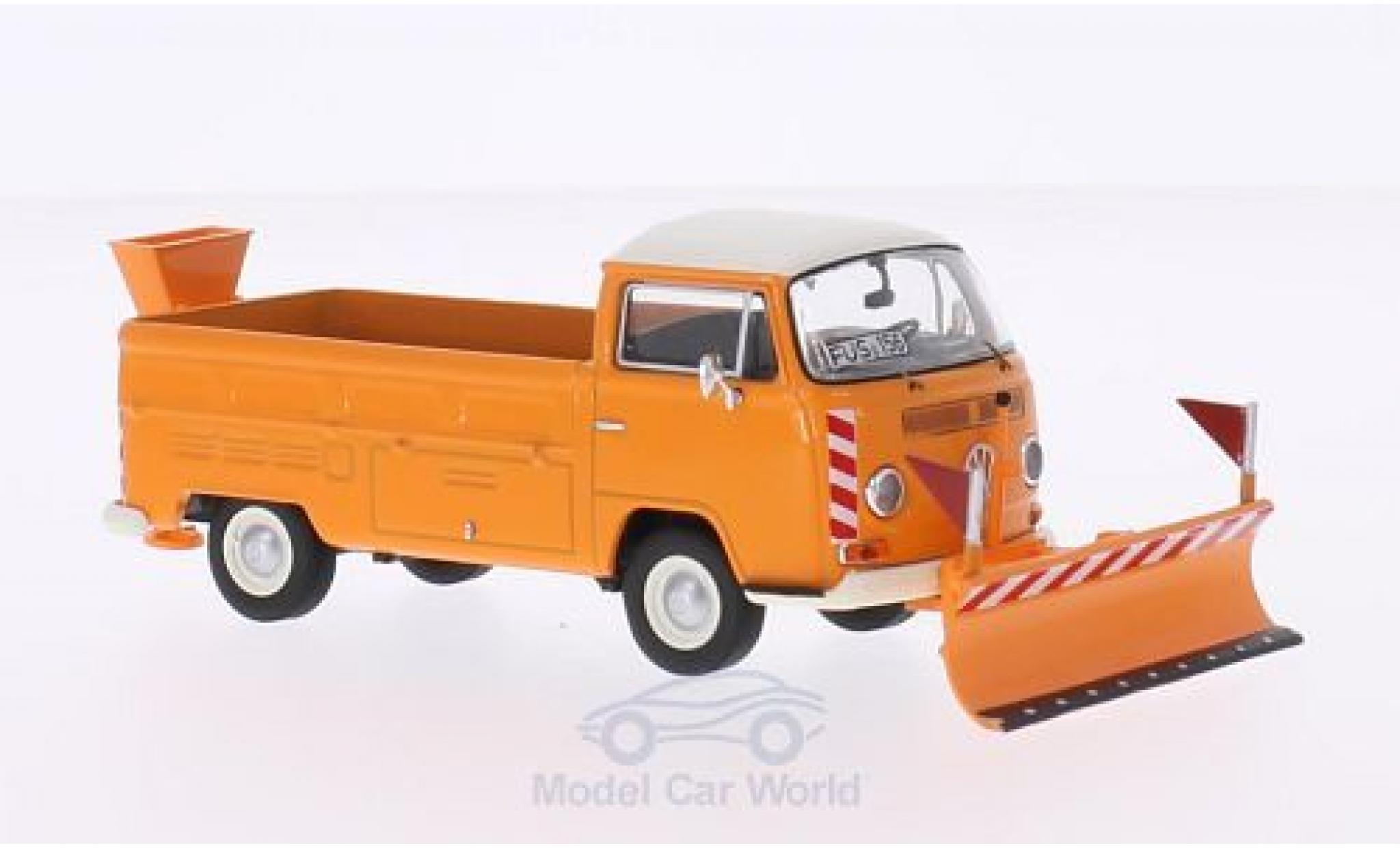 Volkswagen T2 A 1/43 Premium ClassiXXs a Pritsche oranje/wit Winterdienst mit R&auml;umschild und Salzstreuer modelauto