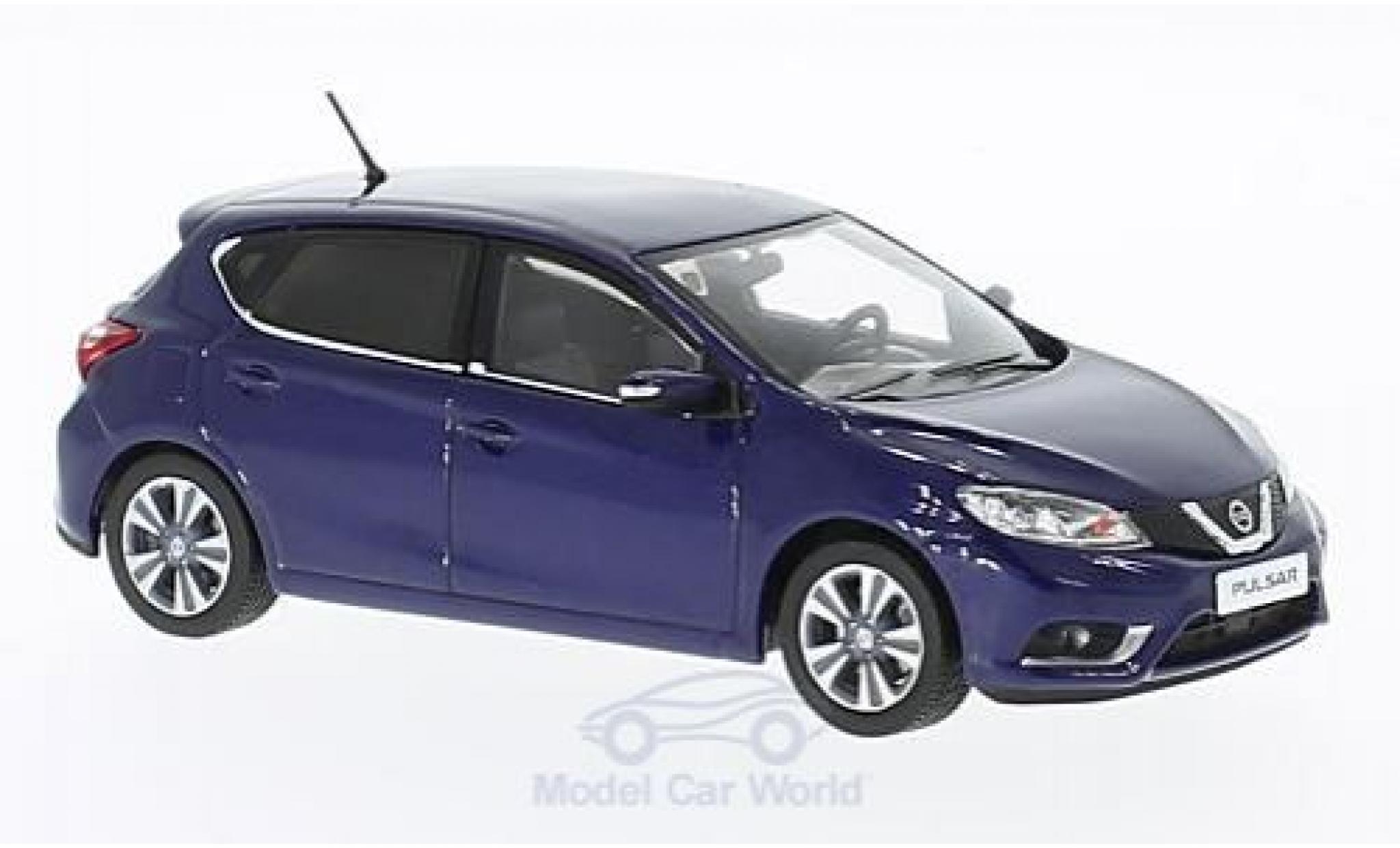 Nissan Pulsar 1/43 Premium X blauw 2015 modelauto