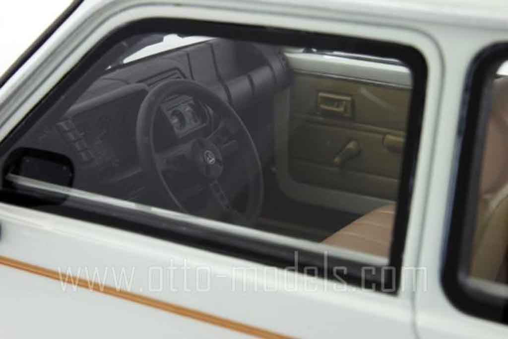 Renault 5 Turbo laureate wit 1984 1/18 Ottomobile