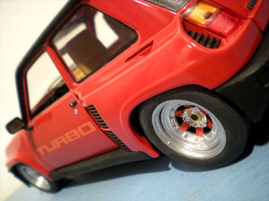 Renault 5 Turbo rood jantes gotti 073r 1/18 Universal Hobbies