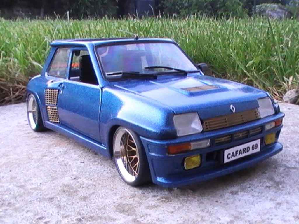 Renault 5 Turbo version williams 1/18 Universal Hobbies