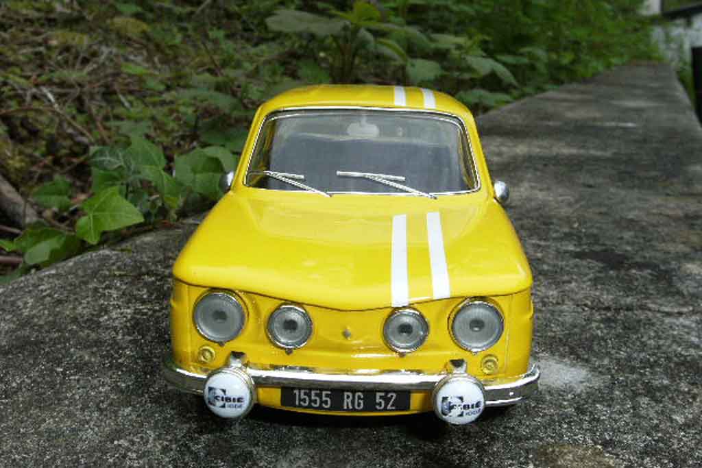 Renault 8 Gordini 1/18 Solido Gordini rallye monte-carlo 1969 modelauto