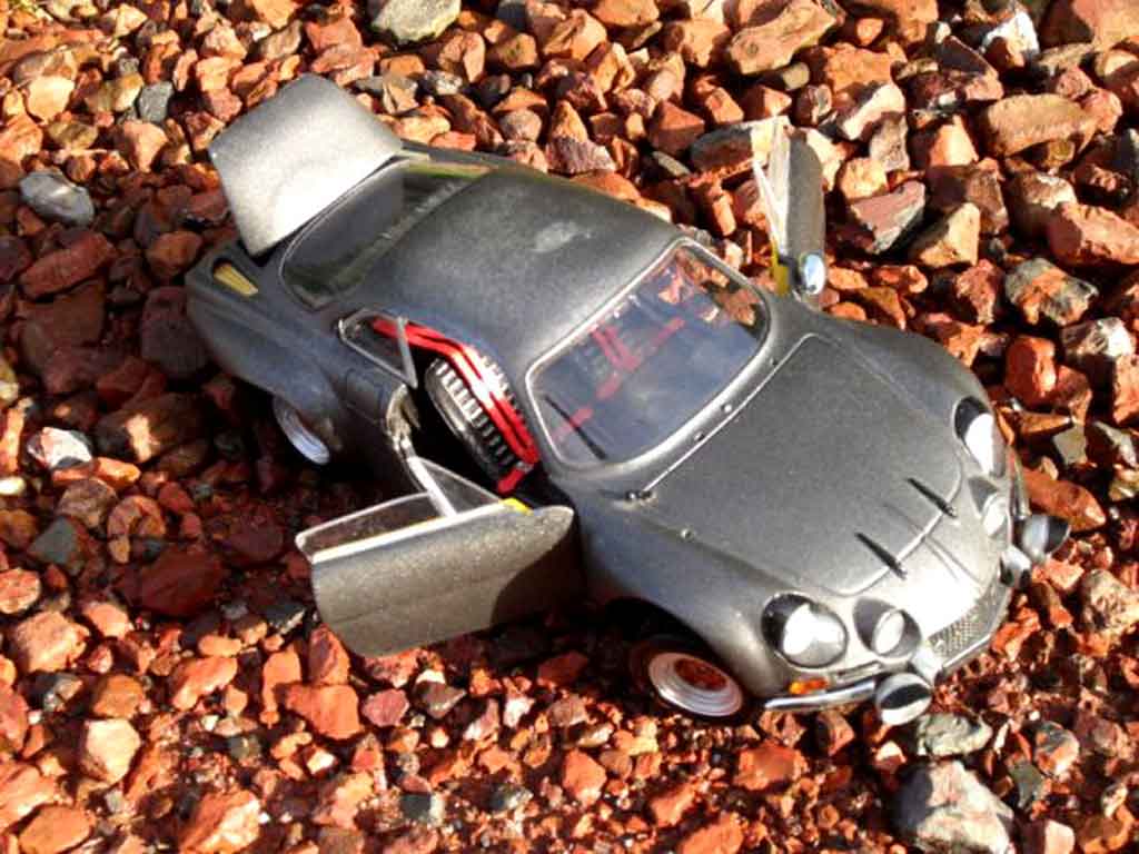 Alpine A110 1300 s bv4 1800 grijs 1/18 Burago