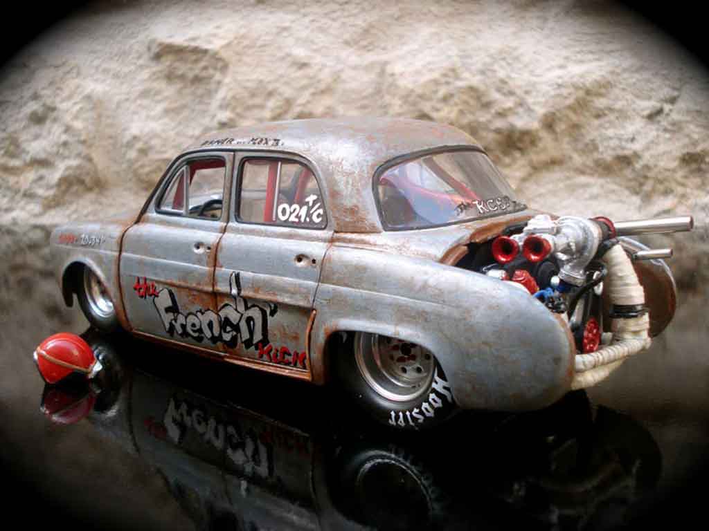 Renault Dauphine Base drag strip a moteur vw prepare 1/18 Norev