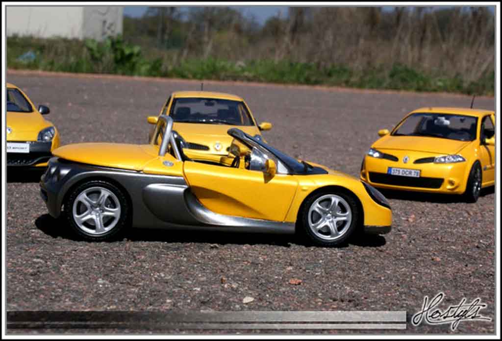 Renault Spider Base geel sirius 1/18 Anson