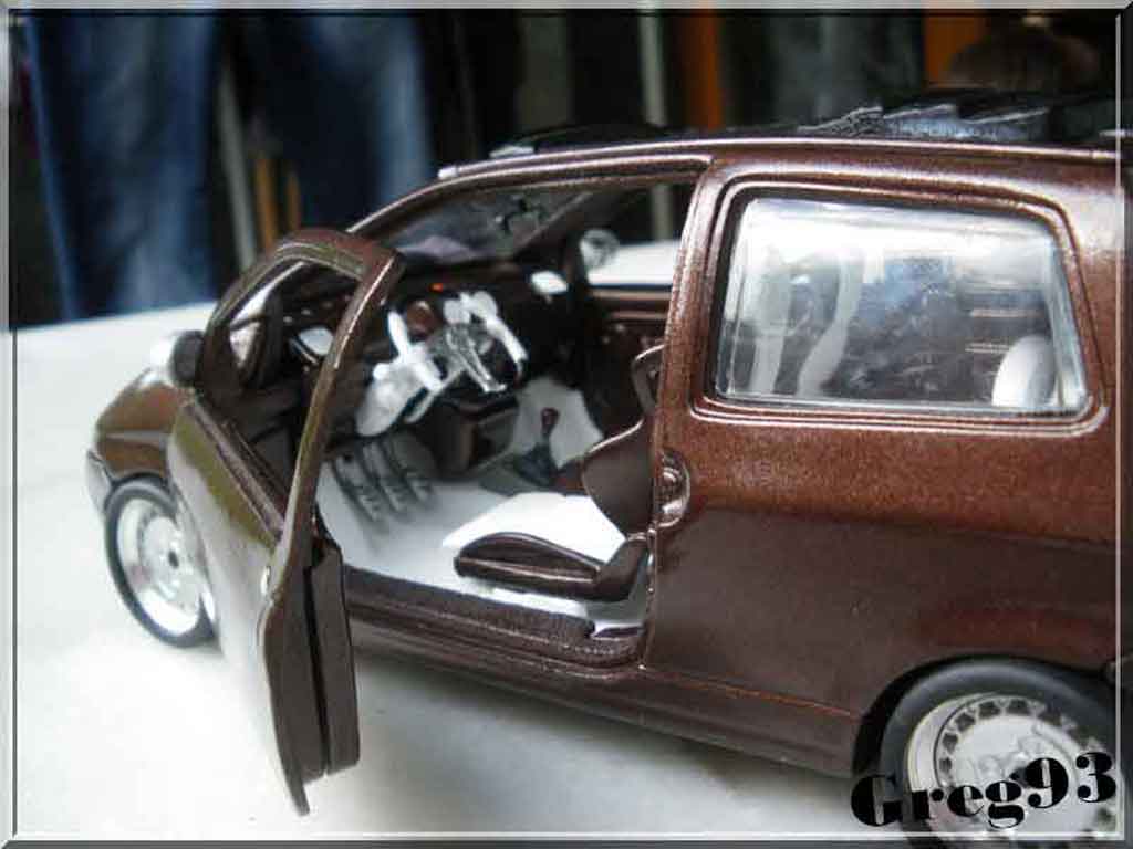 Renault Twingo Base chocolate jantes ronal 1/18 Anson