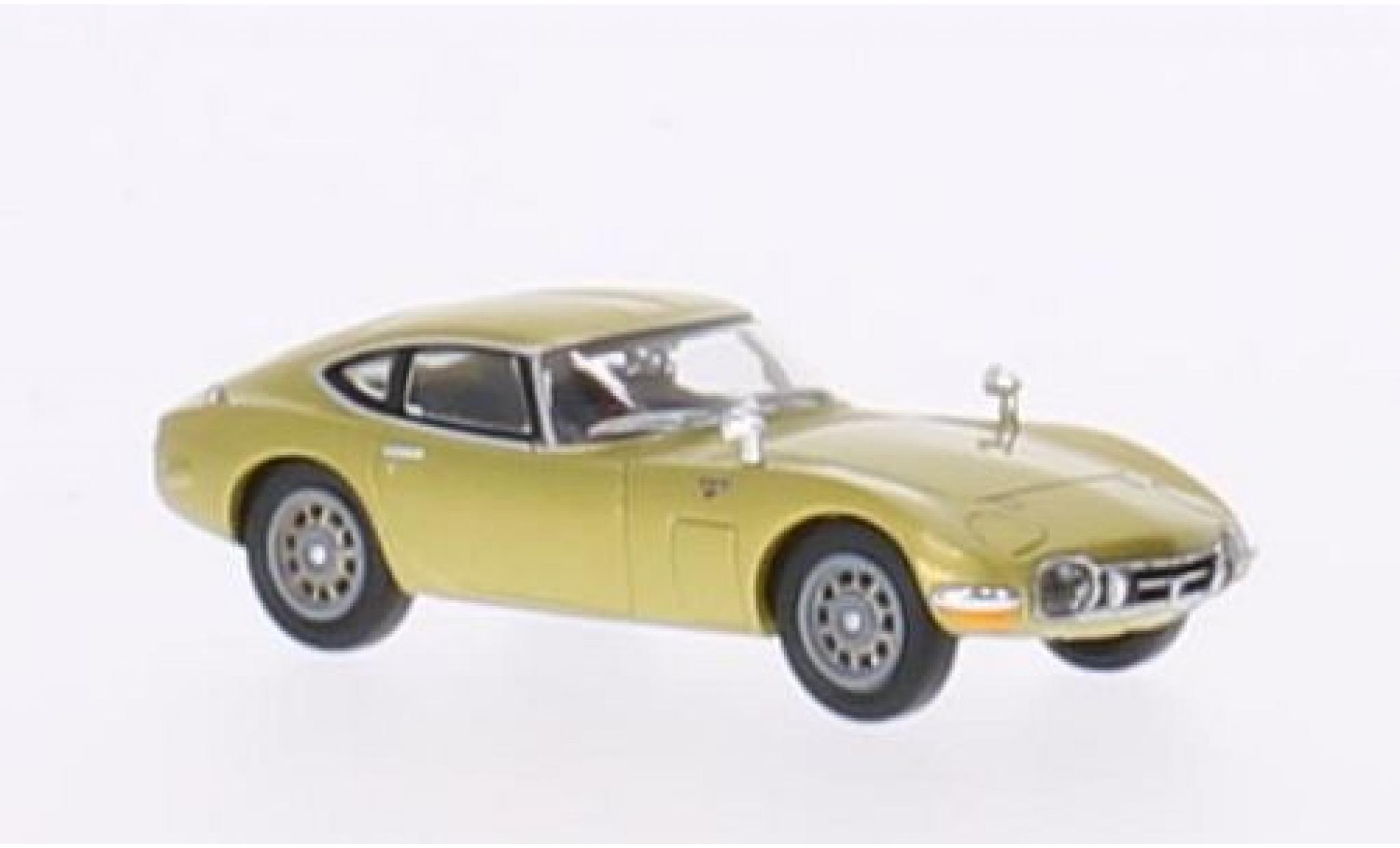 Toyota 2000 GT 1/87 Ricko gold RHD modelauto