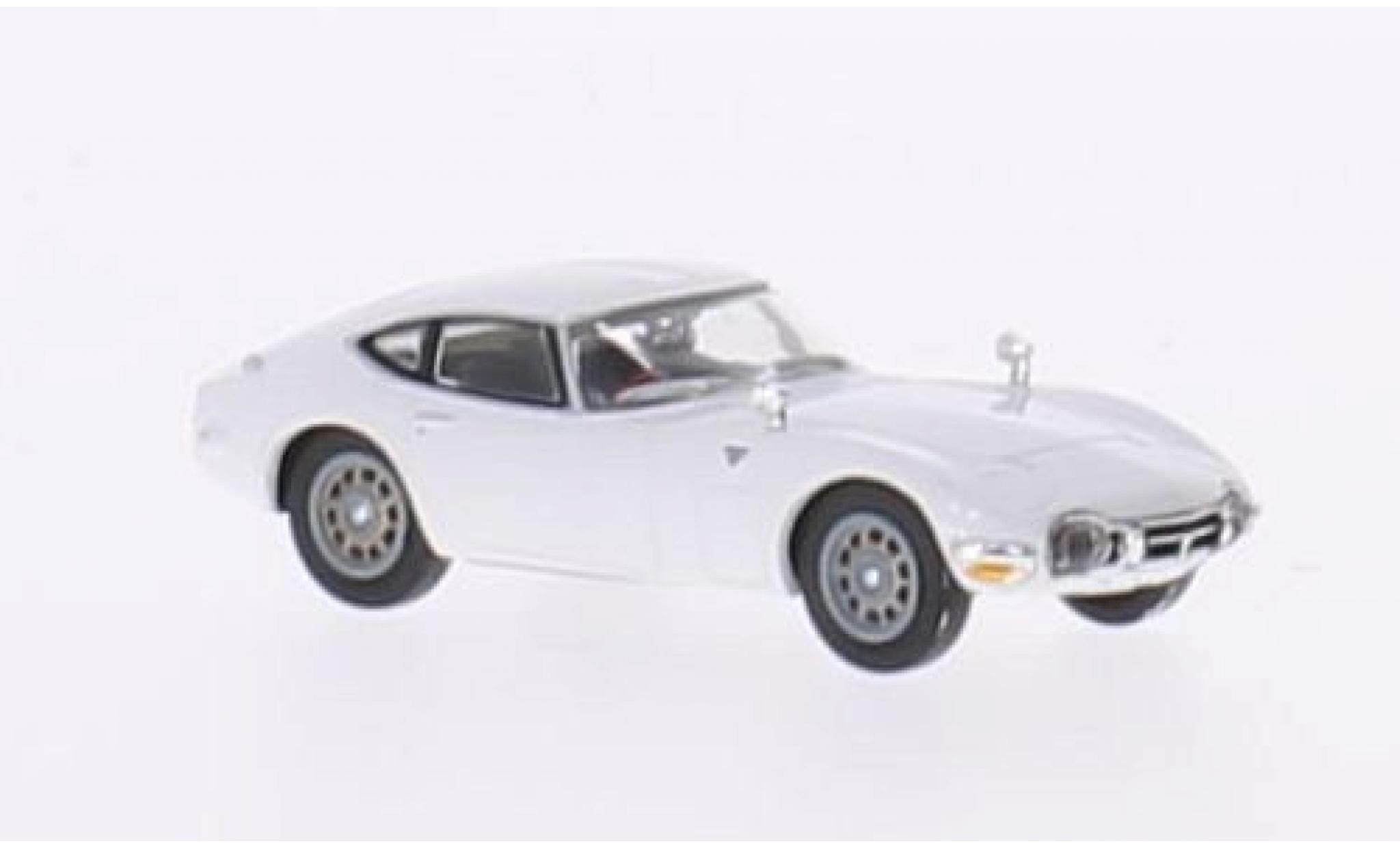 Toyota 2000 GT 1/87 Ricko wit RHD ohne Vitrine modelauto