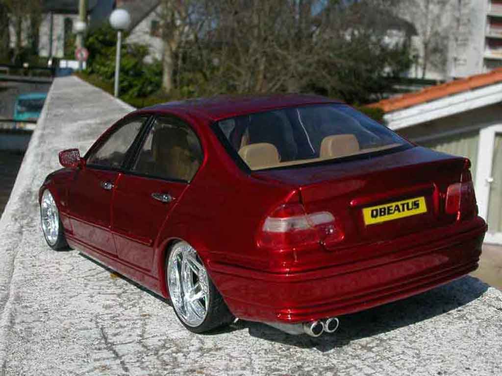 Bmw 328 tuning E46 rood candy et jantes chromes 1/18 Welly